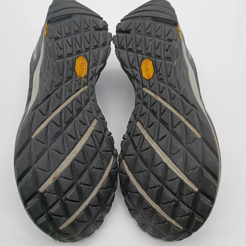 Merrell Mag-9 Womens Trail Running Shoes Gray Black Knit Vibram J16562 Size 10‎